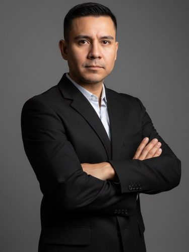 Dr. Adonay Castro
