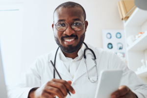 Por que você deve fazer Marketing Médico Digital e como ele se diferencia da Publicidade