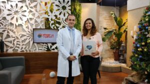 Eu e apresentadora do programa Viver é Melhor