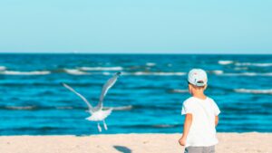 Vitamina D em crianças: quando é preciso dosar e quando não é